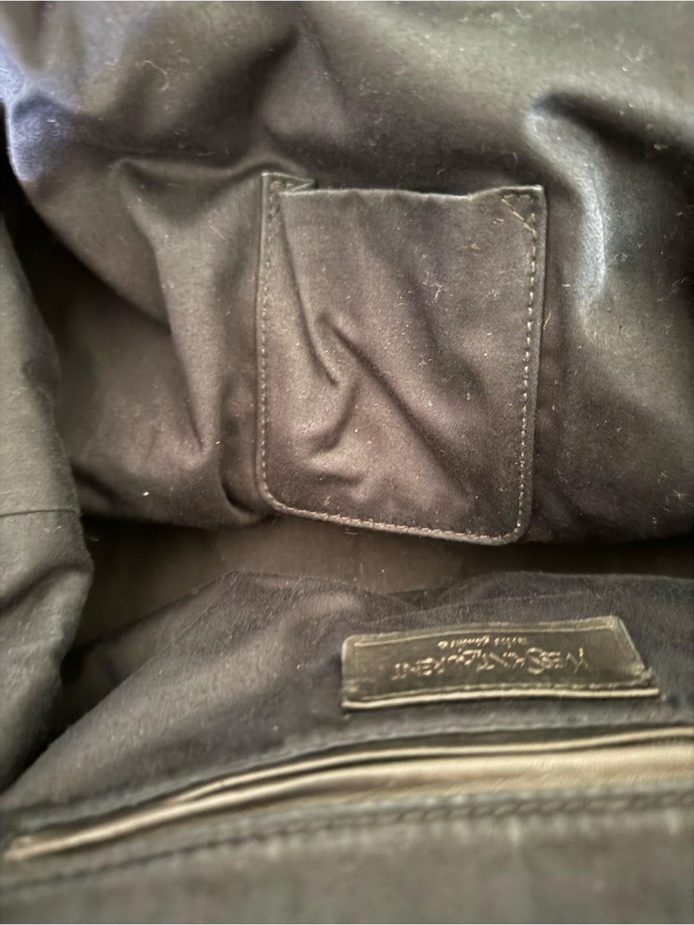 Black Patent Leather Tote Bag - Picture 10 of 11